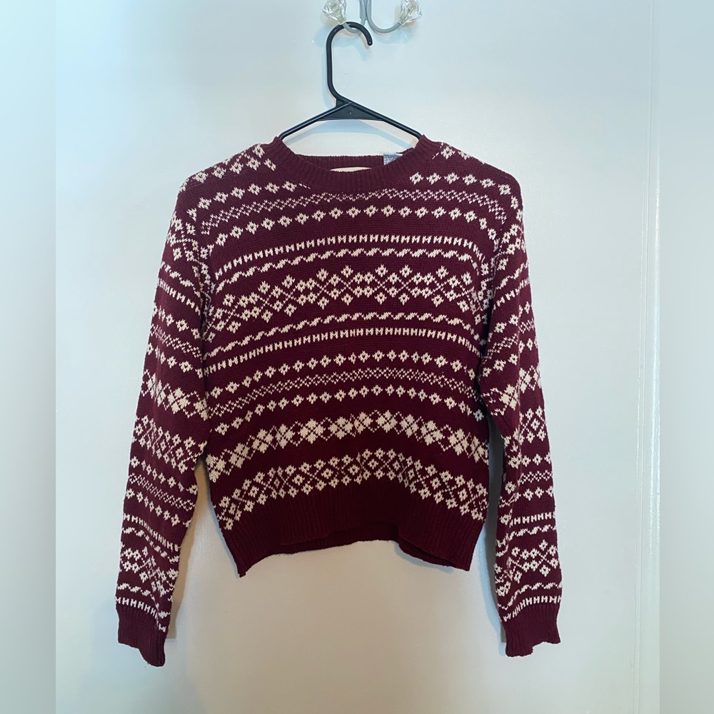 62 East Women's Burgundy Patterned Sweater